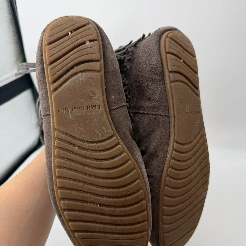 Emu Australia brown suede fringe boots size 8